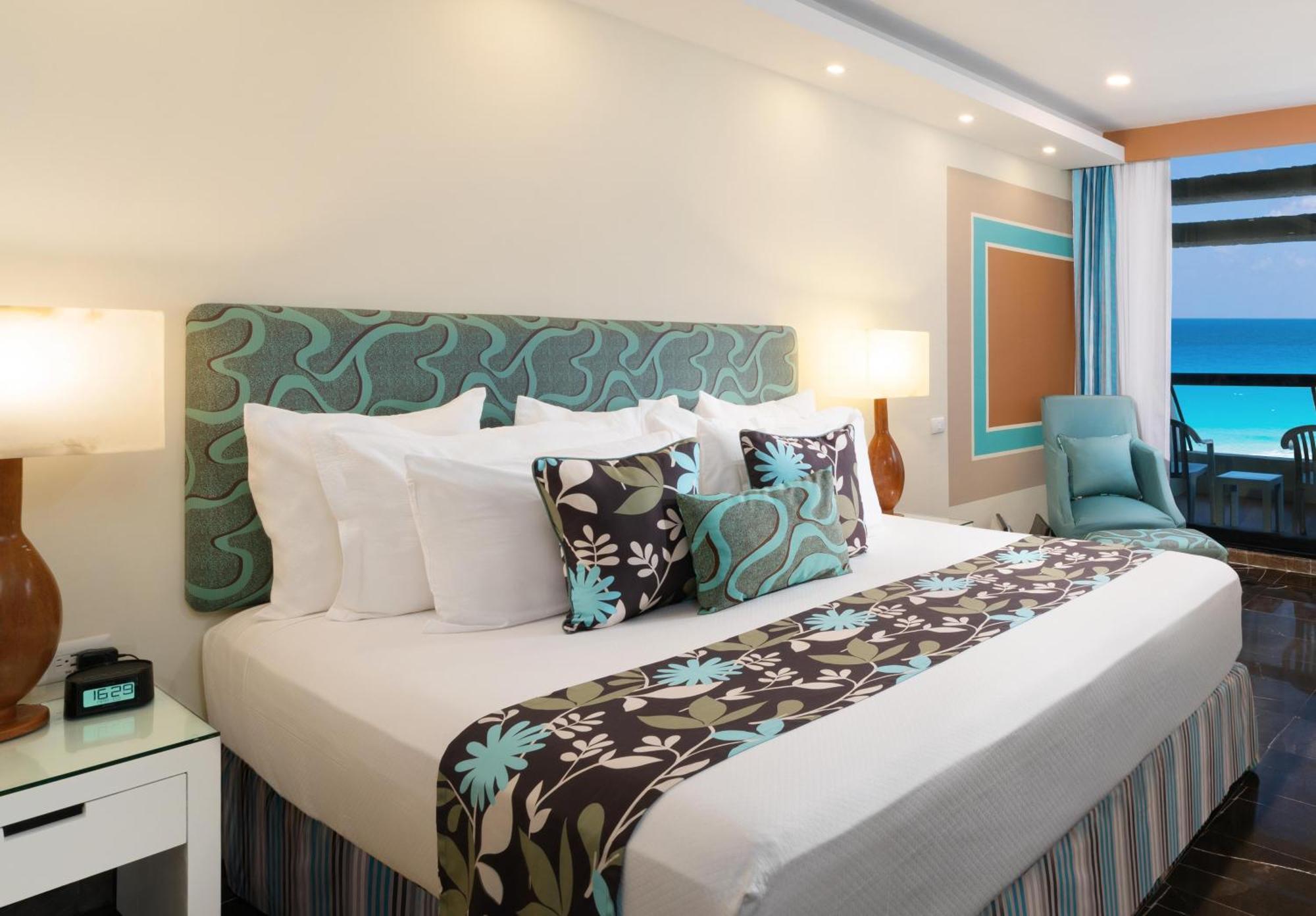 The Pyramid Cancun By Oasis Exterior foto Deluxe Ocean View