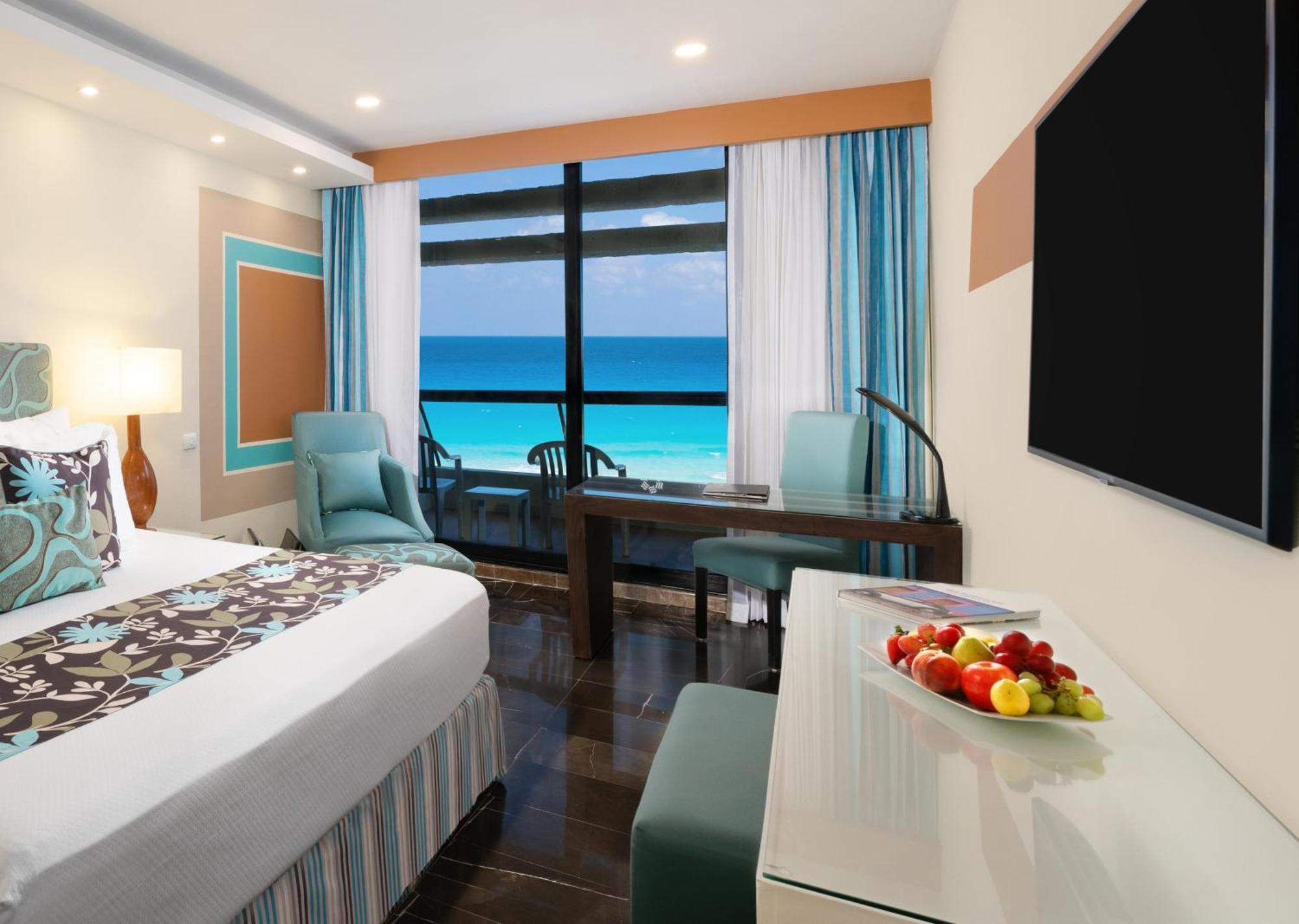 The Pyramid Cancun By Oasis Exterior foto Oceanfront Junior Suite